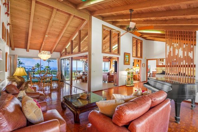 634 Laniolu Pl, Kihei, HI 96753