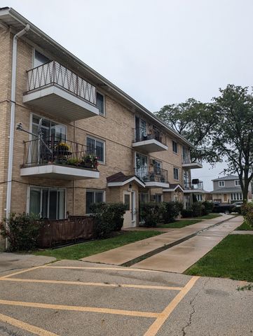 6025 W 64th Place 6, Chicago, IL 60638
