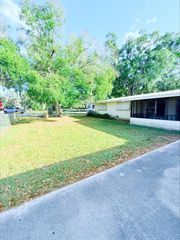 822 SE 9th Street, Okeechobee, FL 34974