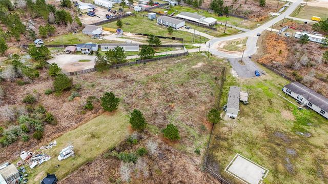 5122 2 County Road, Cleveland, TX 77327