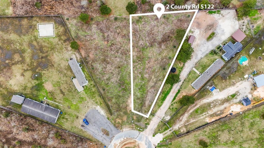 5122 2 County Road, Cleveland, TX 77327