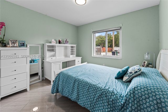 29730 SW 142nd Pl, Homestead, FL 33033