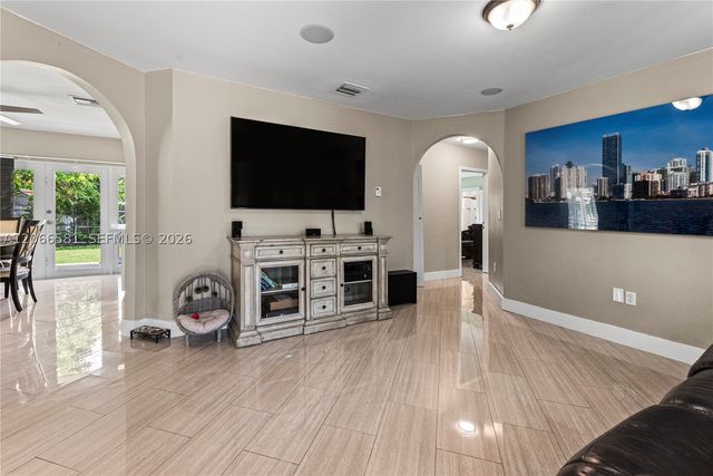 29730 SW 142nd Pl, Homestead, FL 33033
