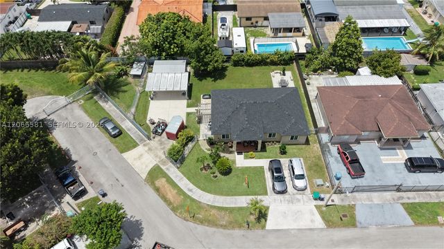 29730 SW 142nd Pl, Homestead, FL 33033