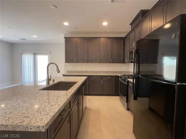 300 Crescent Verse Street, Henderson, NV 89015