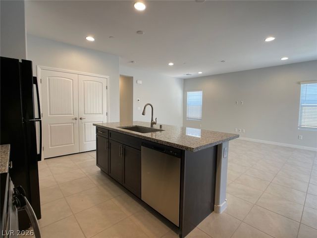 300 Crescent Verse Street, Henderson, NV 89015