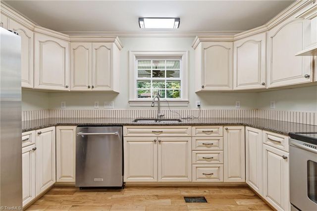 376 Staplewood Road, Lexington, NC 27295