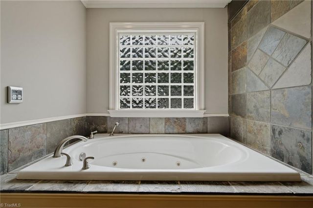 376 Staplewood Road, Lexington, NC 27295