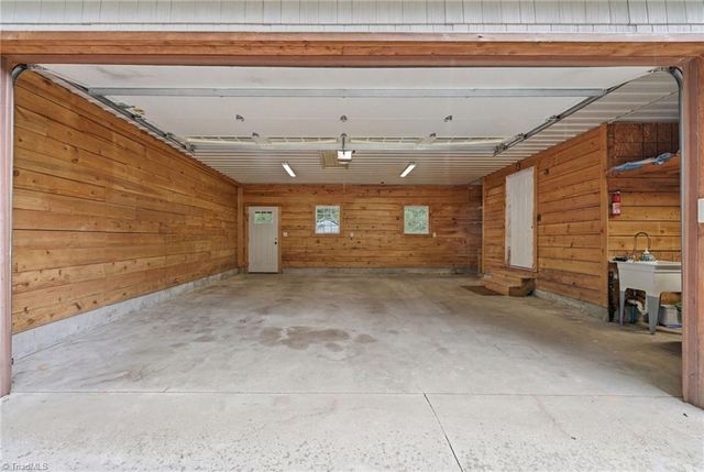 376 Staplewood Road, Lexington, NC 27295