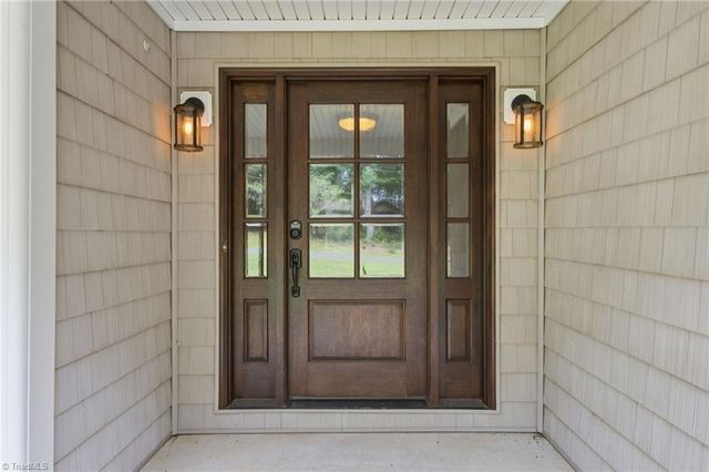 376 Staplewood Road, Lexington, NC 27295