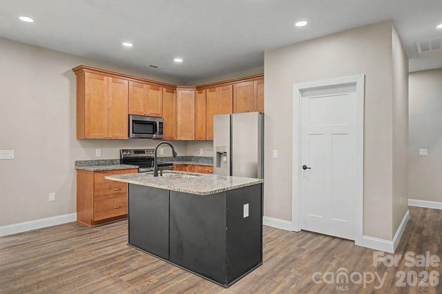 515 Betts Branch Road, Bryson City, NC 28713