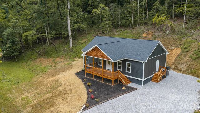 515 Betts Branch Road, Bryson City, NC 28713