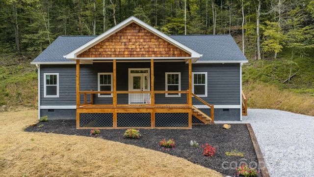 515 Betts Branch Road, Bryson City, NC 28713
