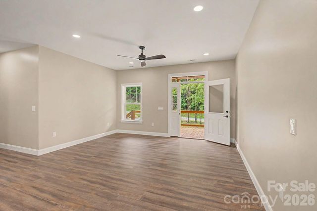 515 Betts Branch Road, Bryson City, NC 28713