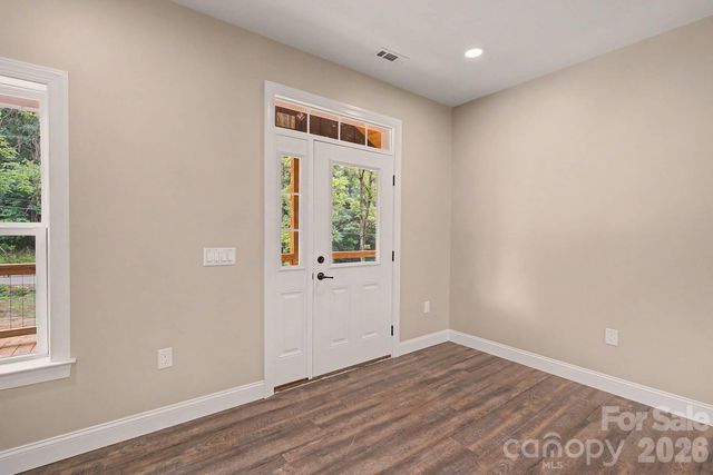 515 Betts Branch Road, Bryson City, NC 28713