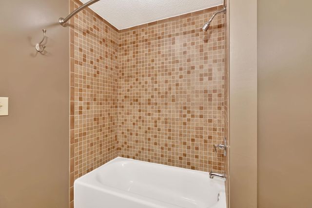 13713 E Whitewood Circle, Wichita, KS 67230