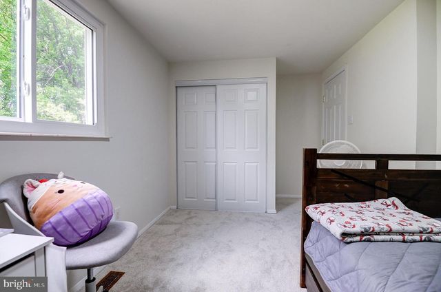8416 CEDAR FALLS CT, Springfield, VA 22153