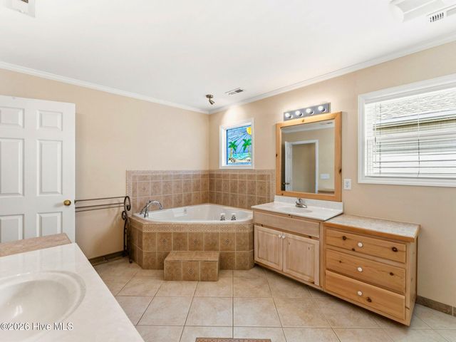 183 W Fourth Street, Ocean Isle Beach, NC 28469