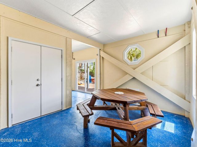 183 W Fourth Street, Ocean Isle Beach, NC 28469