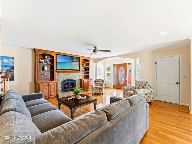 183 W Fourth Street, Ocean Isle Beach, NC 28469