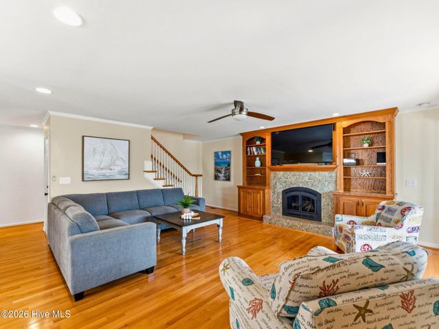 183 W Fourth Street, Ocean Isle Beach, NC 28469