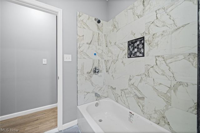 3925 Riverside Avenue, Cleveland, OH 44109