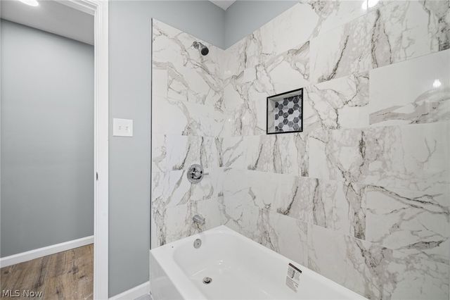3925 Riverside Avenue, Cleveland, OH 44109