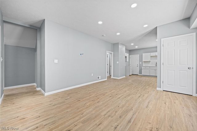 3925 Riverside Avenue, Cleveland, OH 44109