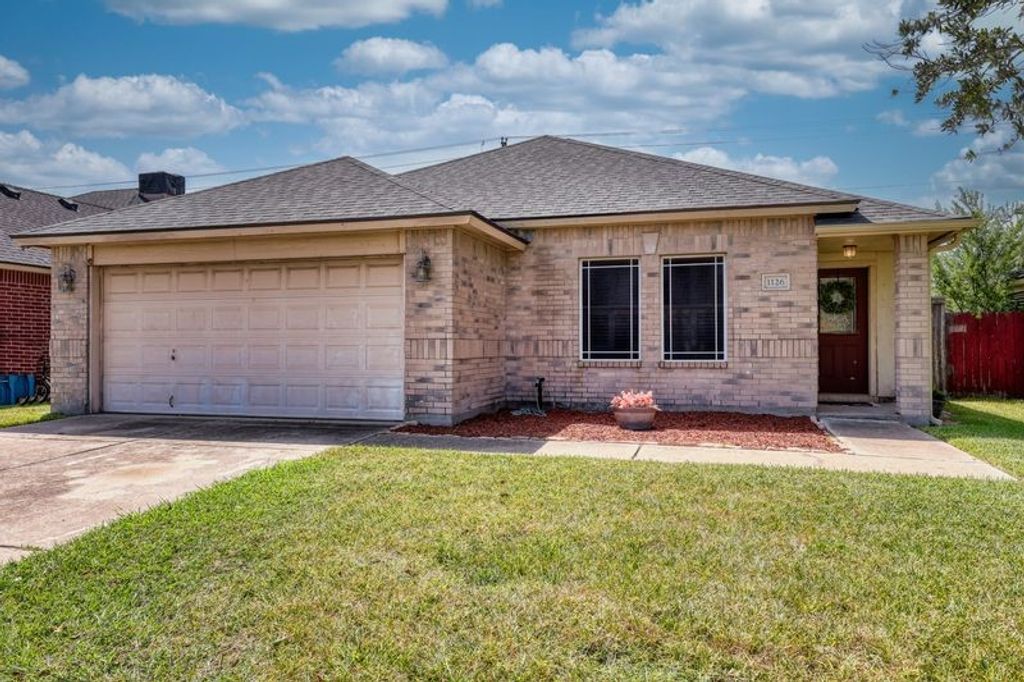 1126 Cupertino St, Portland, TX 78374 — exterior