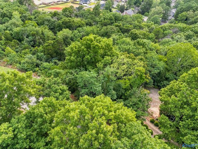 16014 Greentree Trail SE, Huntsville, AL 35803