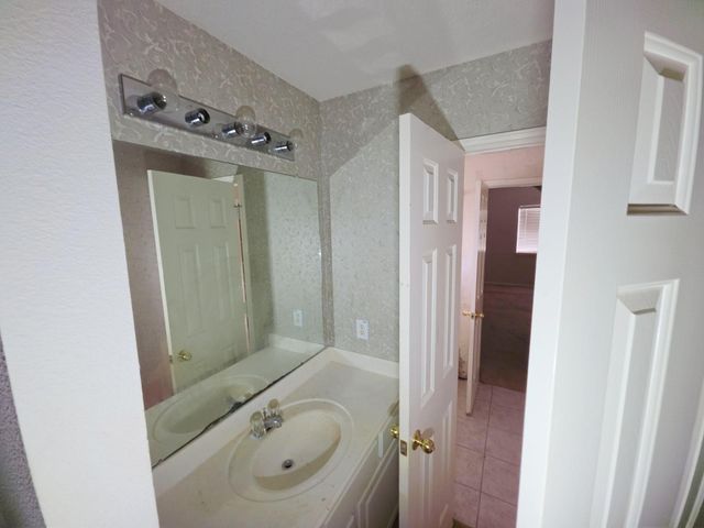 1410 Grand Haven Lane, Sugar Land, TX 77479