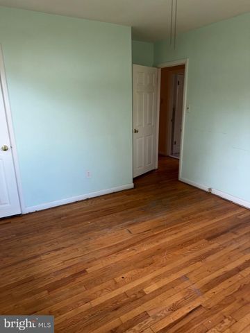 5 CAMBRIDGE AVE, Sicklerville, NJ 08081