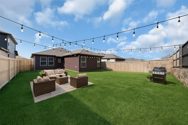 109 Knoll Pines Drive, Terrell, TX 75160