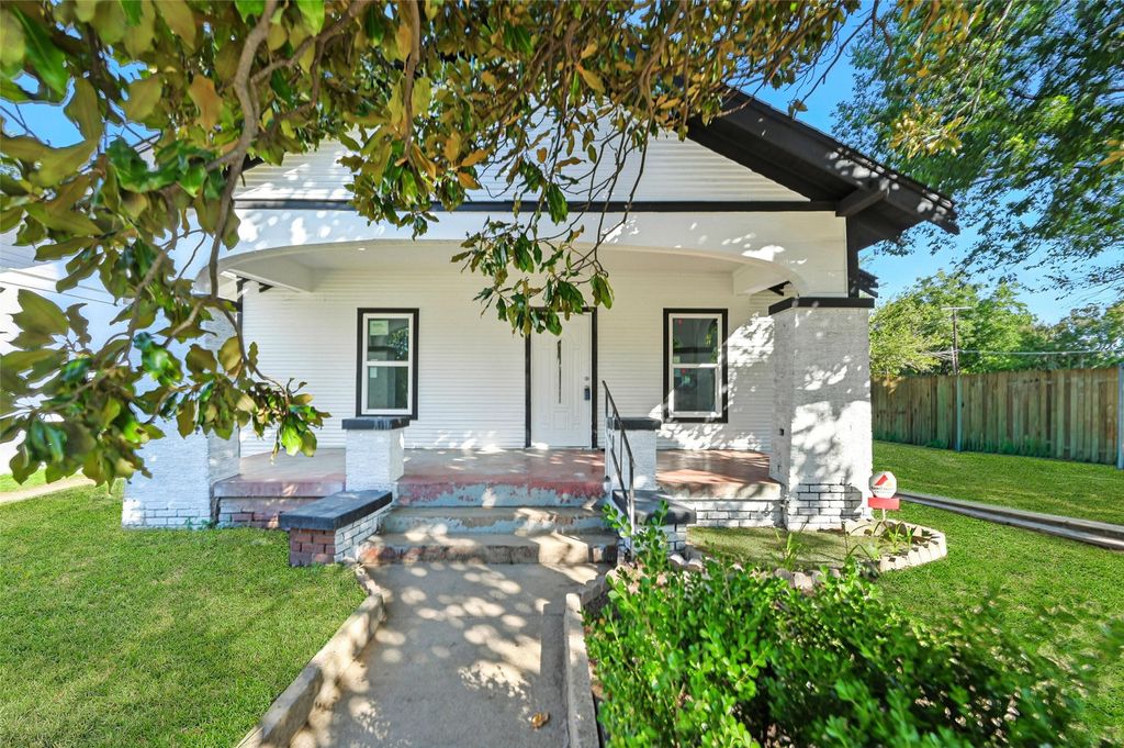 1629 Pine Street, Dallas, TX 75215