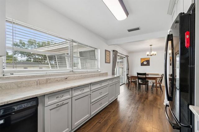 3100 52ND STREET N, St Petersburg, FL 33710