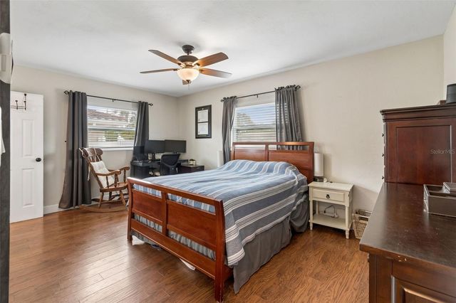 3100 52ND STREET N, St Petersburg, FL 33710