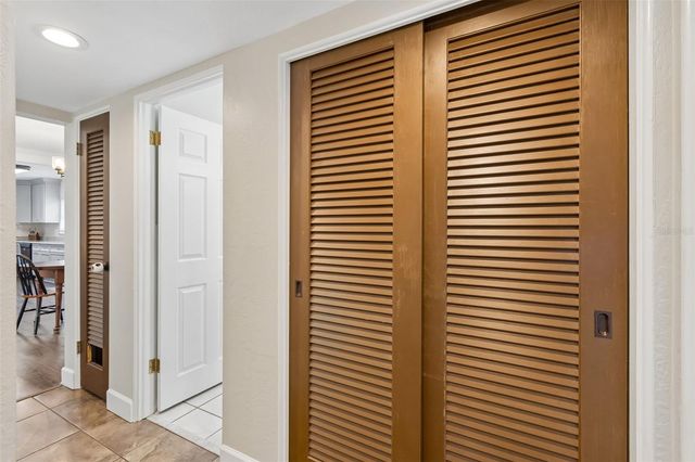 3100 52ND STREET N, St Petersburg, FL 33710