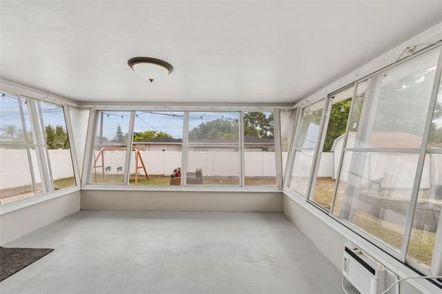 3100 52ND STREET N, St Petersburg, FL 33710