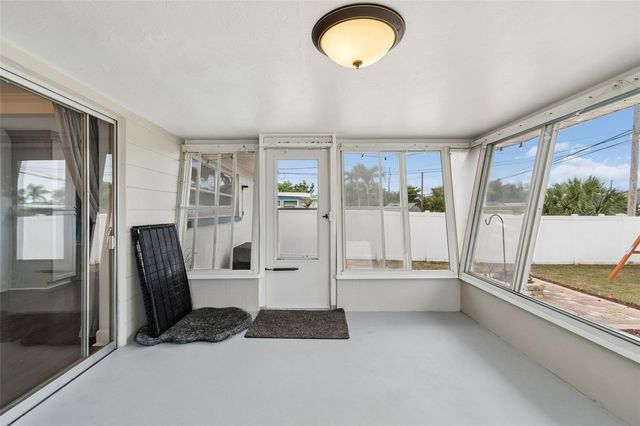 3100 52ND STREET N, St Petersburg, FL 33710