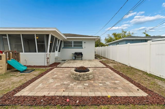 3100 52ND STREET N, St Petersburg, FL 33710