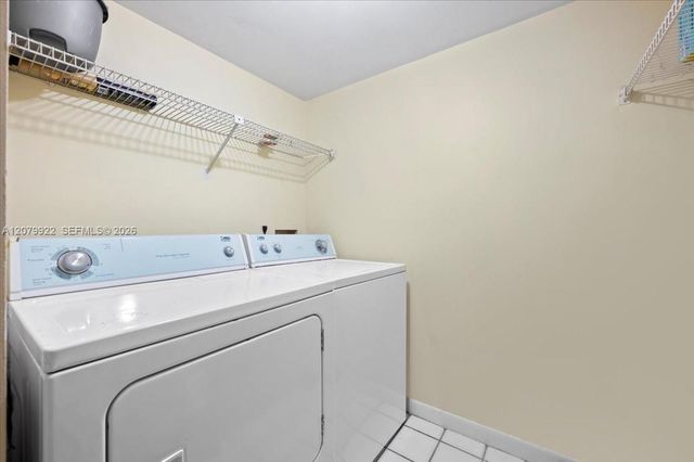 1014 Green Pine Boulevard H1, West Palm Beach, FL 33409