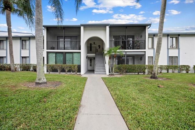 1014 Green Pine Boulevard H1, West Palm Beach, FL 33409