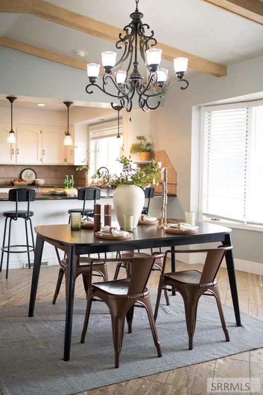 Image 10 of property listing at 839 E 1400 N, Shelley, ID 83274