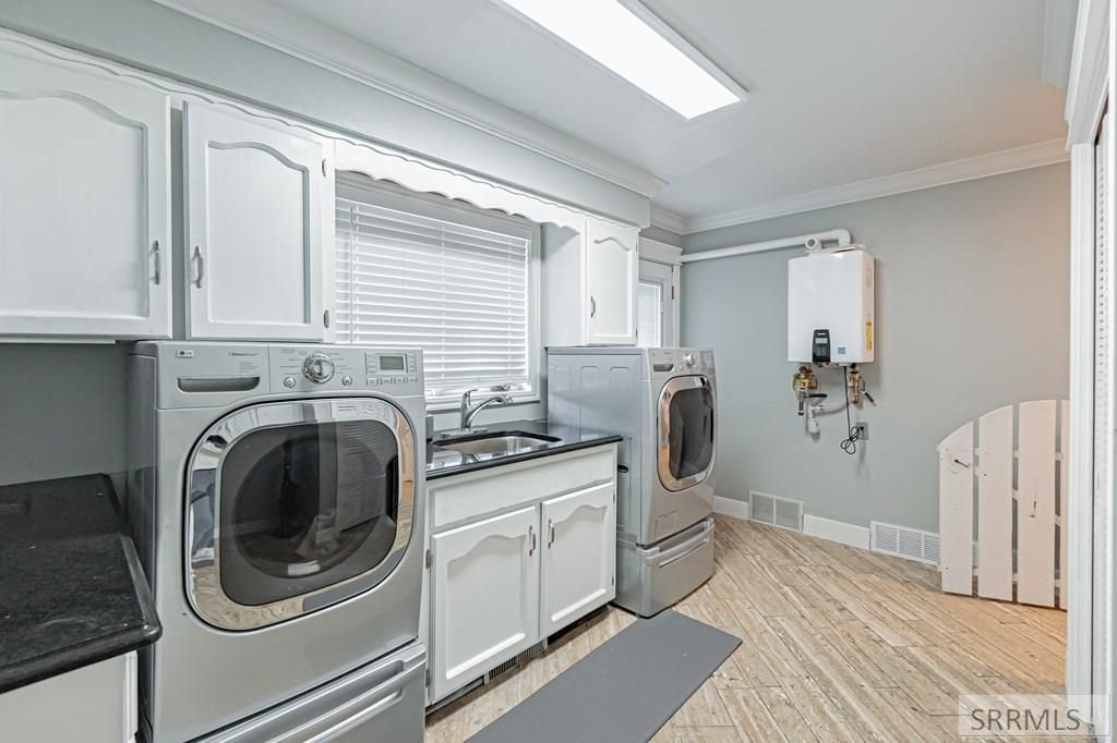 Image 29 of property listing at 839 E 1400 N, Shelley, ID 83274