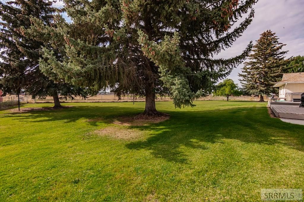 Image 36 of property listing at 839 E 1400 N, Shelley, ID 83274