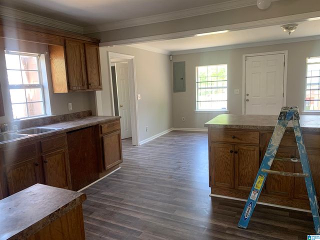 825 DARTMOUTH AVENUE, Bessemer, AL 35020