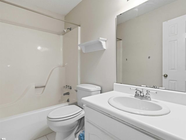 123 Poplar Knoll Drive, Moore, SC 29369