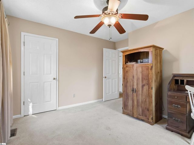 123 Poplar Knoll Drive, Moore, SC 29369