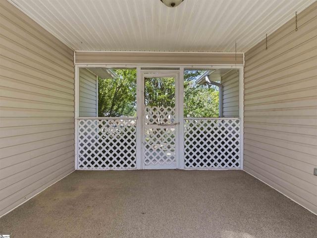 123 Poplar Knoll Drive, Moore, SC 29369