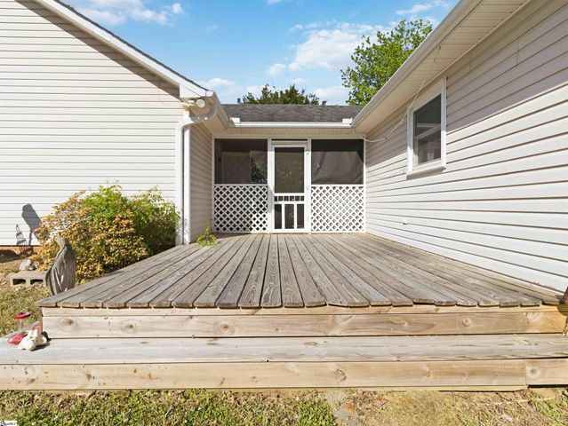 123 Poplar Knoll Drive, Moore, SC 29369